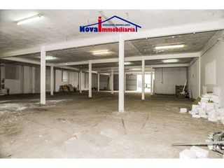 Miete Fabrikhalle in Calle murcia 00. Gran oportunidad de nave industrial en polígono fonollar sud