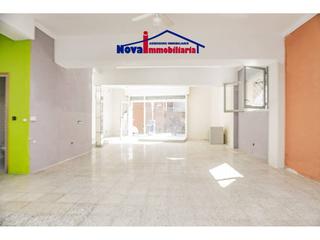 Local Comercial  Salvador barone. Esquinero y con escaparate.