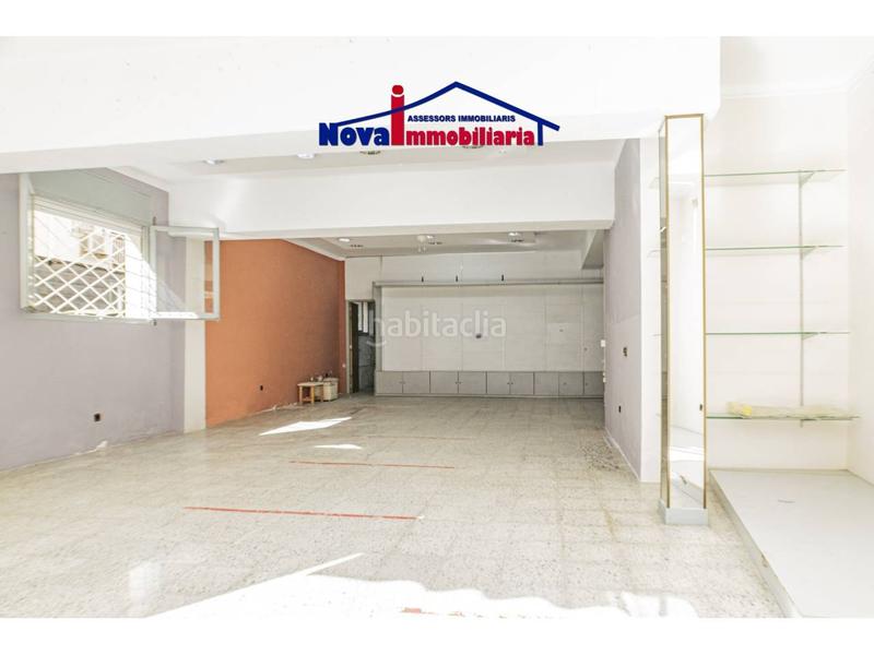 Foto 7583dd88-7d83-45b0-b667-e6f4dab4a884. Locale commerciale in Centre Viladecans