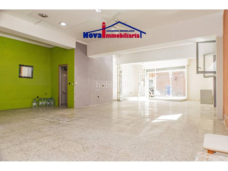 Foto d479b141-dd3d-4690-bf9f-68166e2dc04f. Locale commerciale in Centre Viladecans