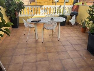 Pis a Sant Vicenç dels Horts. Piso en venta con terraza y jardín en sant vicenç dels horts