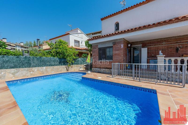 Foto 48e24c9c-a02d-4311-b30c-db4aede938fc. Casa con riscaldamento piscina in Cunit diagonal Cunit