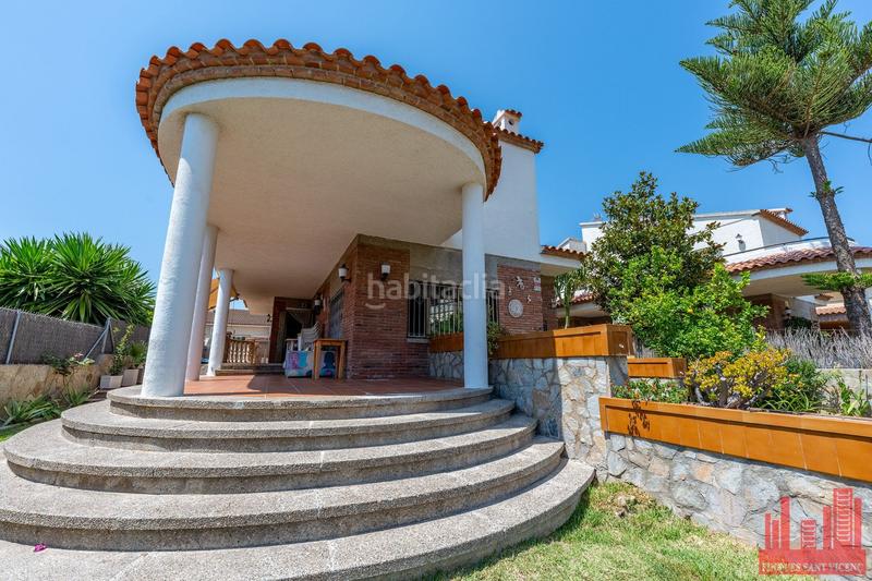 Foto 5d17c25f-f4f4-4ea0-9585-e8dfe53a85a8. Casa con riscaldamento piscina in Cunit diagonal Cunit