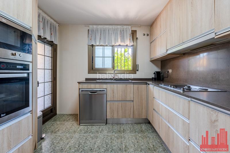 Foto bac9386f-1b28-4d81-b907-24ed92c2b1c9. Casa con riscaldamento piscina in Cunit diagonal Cunit