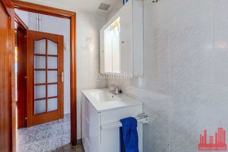 Foto f656c5ca-948e-4da1-b24c-82514ad8f1c1. Casa amb calefacció piscina a Cunit diagonal Cunit