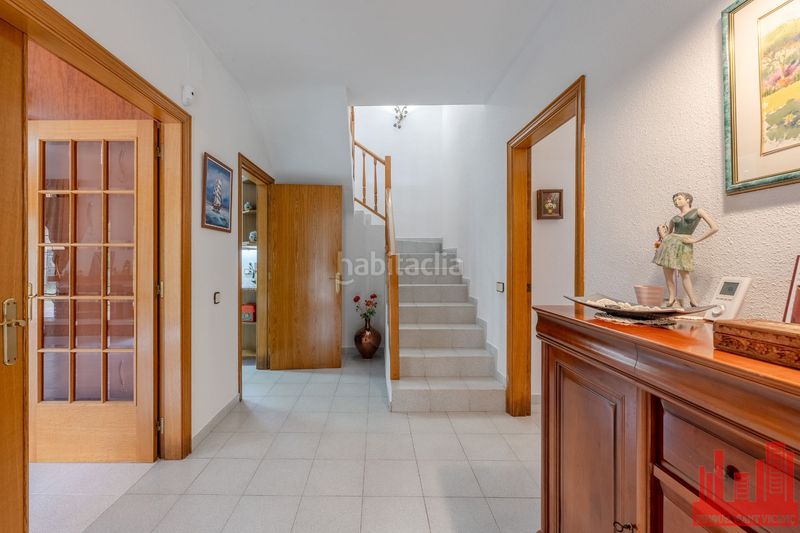 Foto 9e3d9788-efb8-4687-92b7-5d65879f67c8. Casa amb calefacció piscina a Torrelles de Llobregat