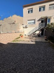 Casa adosada en Sant Vicenç dels Horts. Bonita casa adosada en venta en sant vicenç dels horts