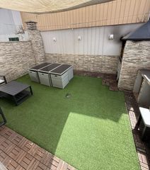 Appartement à Martorell. Espectacular piso con patio en martorell