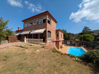 Maison  Camí can sadurní. Fantastica casa en begues en zona centro