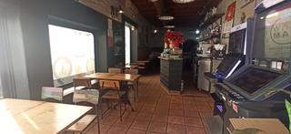 Traspàs Local Comercial  Carrer de salvador lluch. Bar restaurante en traspaso