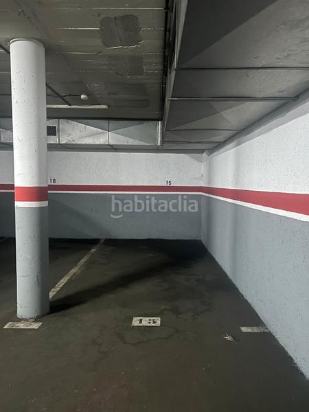 Foto bceccf7c-190c-4858-ab82-f4044d312607. Parking coche plaza de parking pequeña en Passeig Maragall Gavà