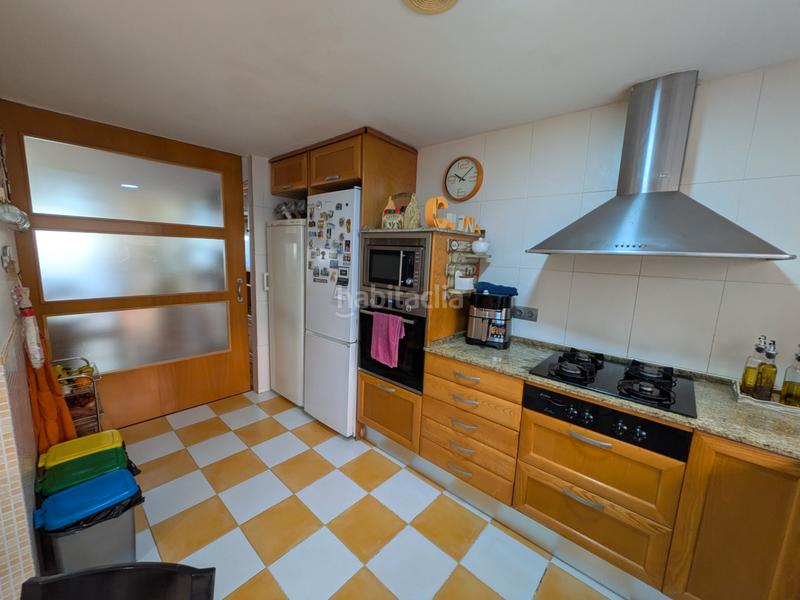 Foto c6c46e6c-0ead-4ae6-8193-fa70b3ee5d59. Maison jumelée avec cheminée chauffage dans Diagonal-Colomeres Gavà