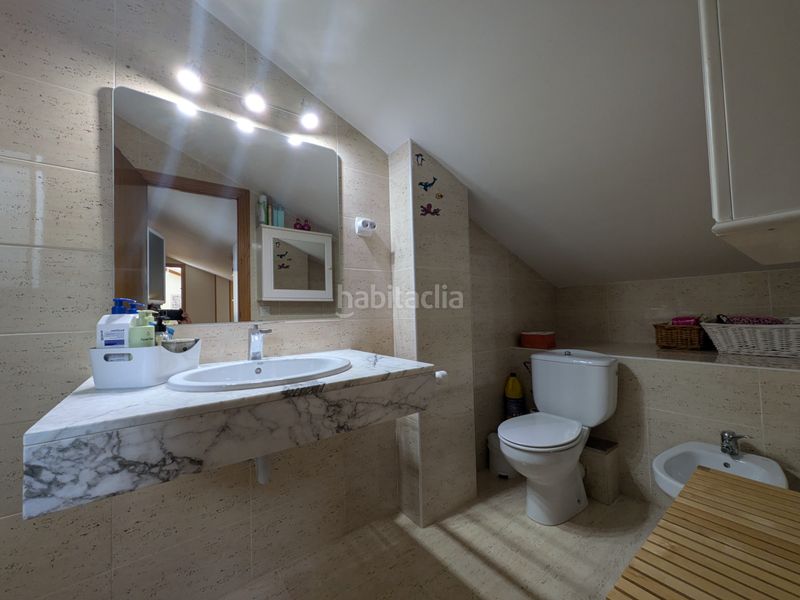 Foto 3d6d36a5-fb5c-46e8-b6e1-016e44811fb1. Dúplex  en el corazón en Begues
