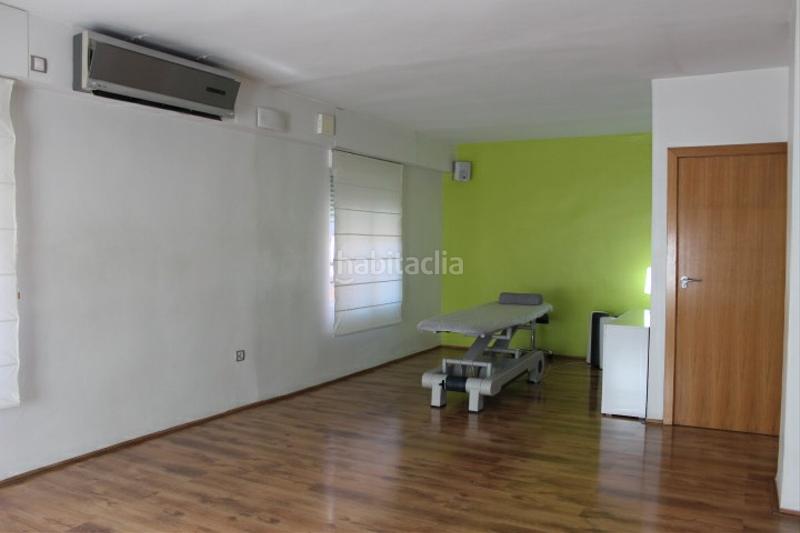 Foto a5ed74af-b5a5-42ad-913e-2615a0f08b0e. Piso  en venta en el centro en Benalúa Alicante