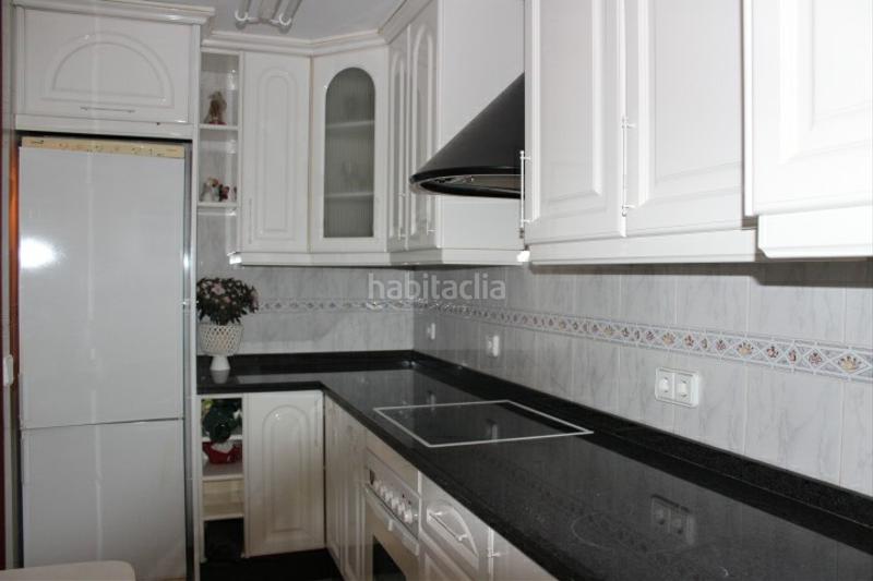 Foto a46ceeae-7e3a-4a69-8a73-d248ff611273. Flat in Altozano - Conde Lumiares Alicante