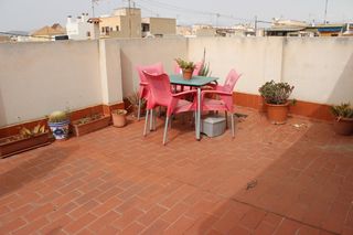 Miete Etagenwohnung in Florida Baja. Piso en alquiler en florida baja