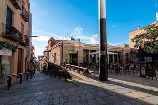 Casa in Centre. Espectacular casa seminueva de diseño en el centro de mataró