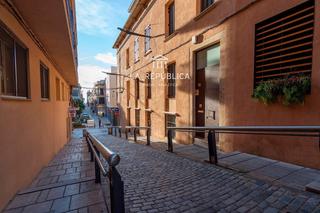 Casa a Centre. Espectacular casa seminueva de diseño en el centro de mataró