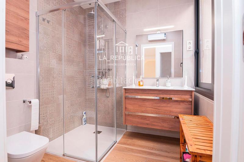 Foto dacf31c6-e66b-4ddd-a275-2cb08afaa9d9. Casa amb calefacció aparcament a Centre Mataró