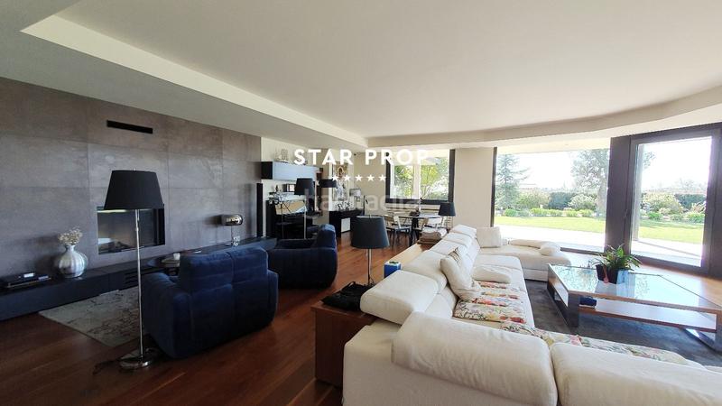 Foto c420e89e-5294-4f25-898e-7fb317758cd2. Casa amb calefacció aparcament piscina a Peralada