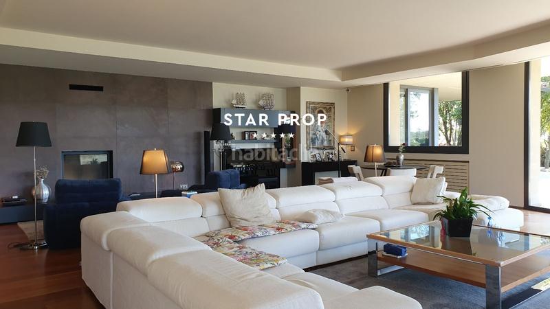 Foto c936c22c-61db-4306-b376-82e96e2b5547. Casa amb calefacció aparcament piscina a Peralada