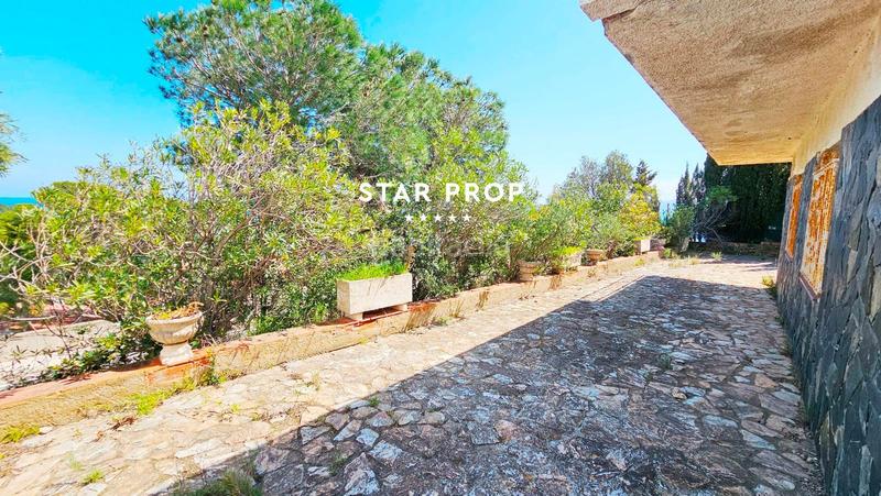 Foto 6978f611-9eec-40f2-b85d-7b5b48453a37. Casa amb aparcament a Grifeu - Cap Ras - Els Estanys - Sant Genís Llançà