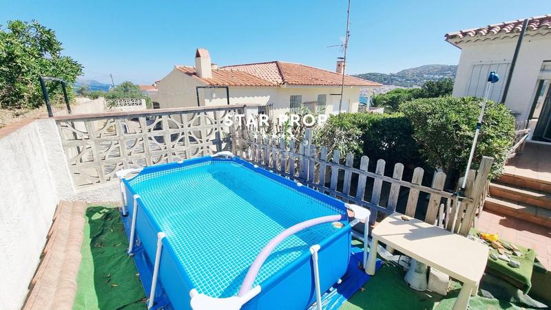 Foto f767cc6a-e291-4acc-9a25-49bd62604201. Casa terraza, sol y mar... en Port de la Selva (El)