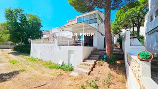 Piso en Cau del Llop - Super Fener - Fener. Siente la brisa del mar... desde tu jard�n