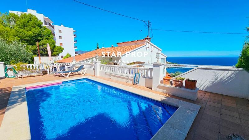 Foto 71c2bcd9-7dc4-4b6b-8a34-23fff4560a09. Àtic amb aparcament piscina a Cau del Llop - Super Fener - Fener Llançà