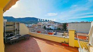 �tico  Gardiss�. �tico con terraza y ascensor