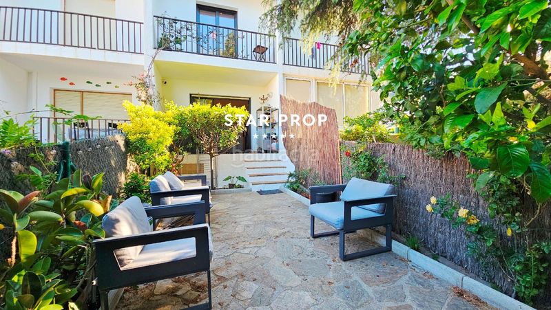 Foto f1cf3ead-6c56-4d3d-bde9-cdd271e3e151. Casa adossada amb aparcament a Cau del Llop - Super Fener - Fener Llançà
