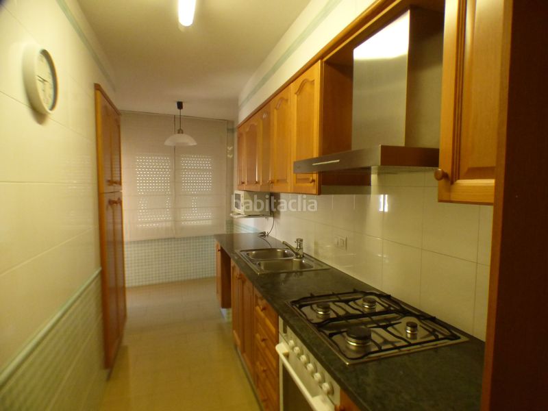 Foto 5ccc4a9e-a6aa-4dbd-9158-b1dee9492223. Rent flat with heating parking in Eixample Nord Girona