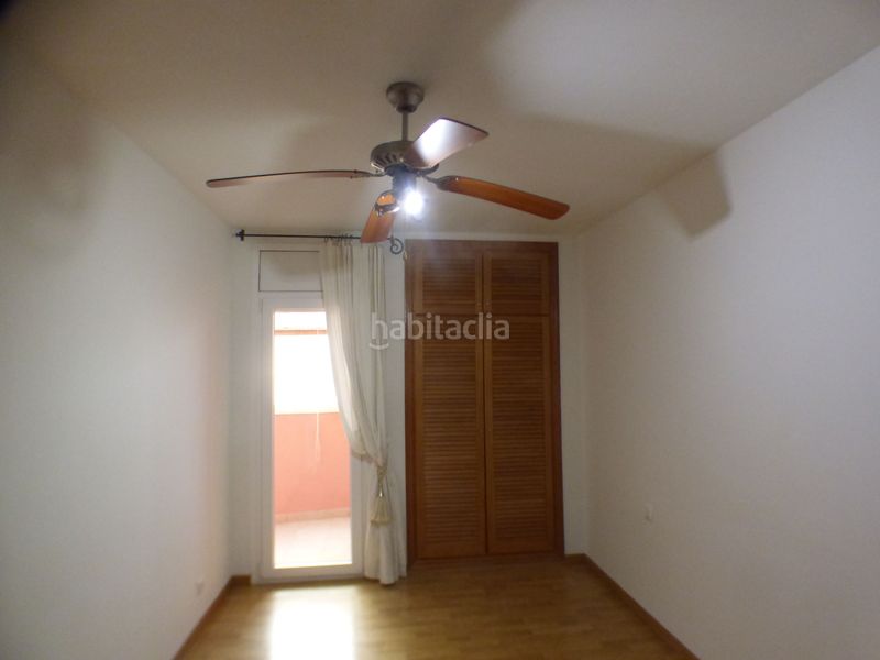 Foto 6849e64d-1e91-465b-8f47-67da8f664032. Rent flat with heating parking in Eixample Nord Girona