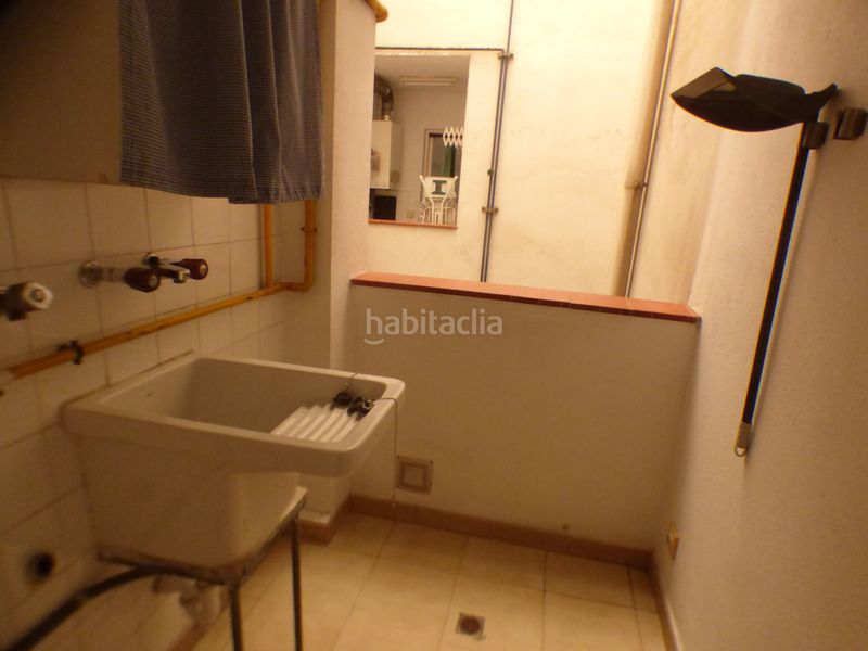 Foto c3b88d60-8154-4d39-b408-446772e3aa27. Rent flat with heating parking in Eixample Nord Girona
