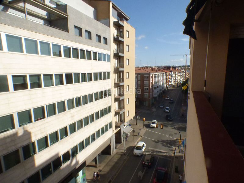 Foto d08c84ad-e41b-4d0e-9f9a-9d5c991a0cae. Rent flat with heating parking in Eixample Nord Girona