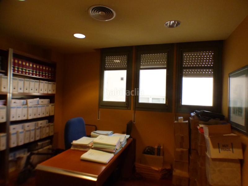 Foto 2d6fbd2f-4f50-42ac-a347-af73f2f3b312. Bureau avec chauffage dans Eixample Nord Girona