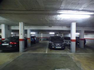 Parking voiture  Carrer mossèn sebastià puig