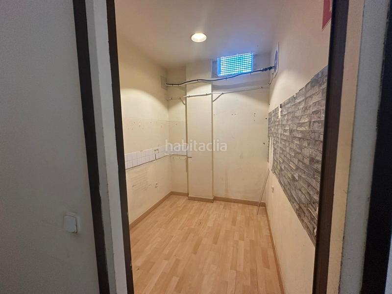 Foto 8feb07d4-1f82-4711-b329-0ea644bb9ef9. Location local commercial dans Montilivi Girona