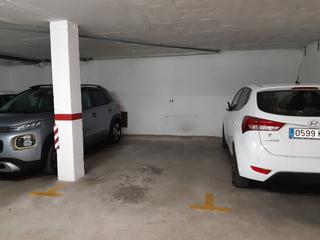 Miete Autoparkplatz  Avinguda de montilivi 5