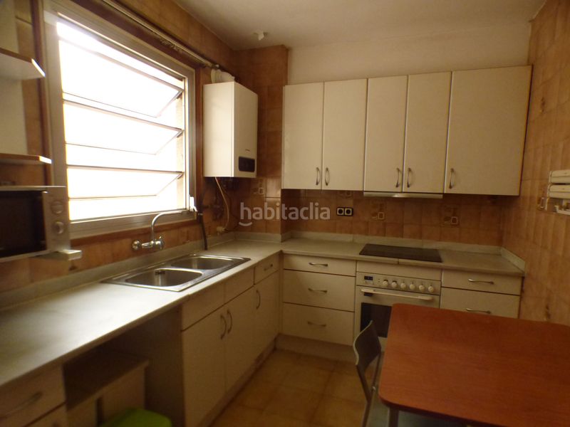 Foto 77609b54-97b2-4d9e-bb76-942fea01b948. Rent flat with heating in Eixample Sud-Migdia Girona