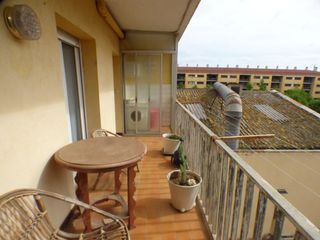 Rent Flat  Carrer del riu freser