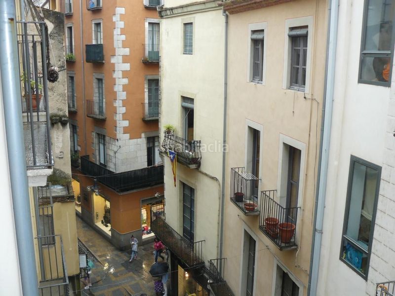 Foto 8e861a52-faa2-4d5a-84f7-cdcdbfe339d9. Miete etagenwohnung mit heizung in Centre-Barri Vell Girona