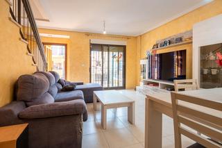 Duplex à Roche. Triplex amueblado y equipado , con sótano,  en roche