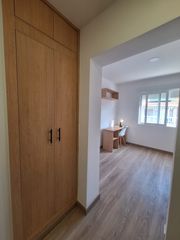 Miete Appartement in Calle sagasta 13. Estudio amueblado con suministros incluidos, exterior calle