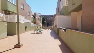 Pis a Barrio Peral-San Félix. Piso con plaza de garaje y trastero en zona nueva jose maria pue