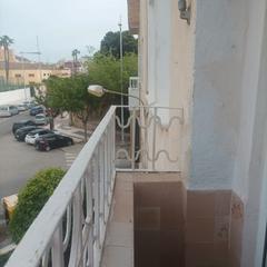 Lloguer Pis  Calle manuel wssell de guimbarda. Alquiler piso amueblado solo cortas estancias