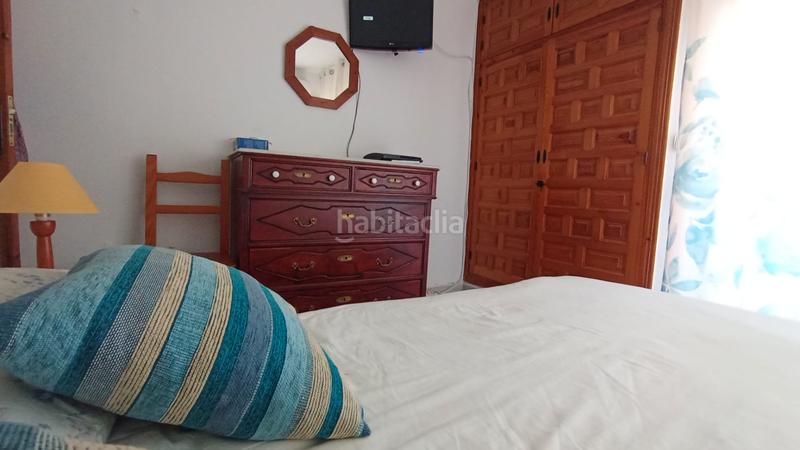 Foto 90cb8c9b-2cdc-4fa2-b6ca-1429282dc5b6. Alquiler casa alquiler duplex con garaje en los narejos - solo profesores en Alcázares (Los)