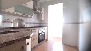Edifici  Calle del submarino. Venta de edificio compuesto por bajo comercial + 2 pisos. ¡¡ inv