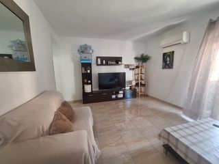 Piso en Los Barreros - Cuatro Santos