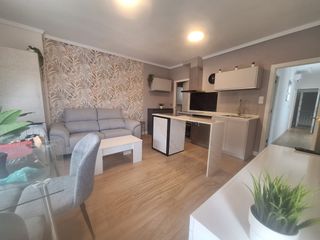 Affitto Appartamento in Los Dolores. Alquiler piso con patio y terraza los dolores. ideal parejas.